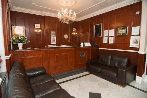 Camelot House Hotel London Exterior photo