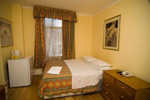 Camelot House Hotel London Exterior photo